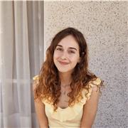 Profesora de inglés y otras materias para niños de Primaria