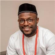 A health scientist teaching science to teachable science minds