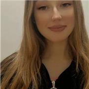 ¡Hola! Soy Iratxe, estudiante de Educación Infantil con experiencia en clases particulares y cuidado de niños/as