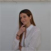 Arquitecta con experiencia dando clases particulares, ofrezco refuerzo escolar a adolescentes en matemáticas, inglés y/o catalán.