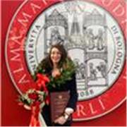Laureata in mediazione linguistica (triennale) e sociologia (magistrale) offre ripetizioni in inglese, spagnolo, italiano e materie di studio come storia, filosofia