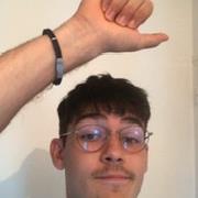 Professeur de Mathématiques, Etudiant en école de commerce et diplomé d'un Bac S mention  Très Bien