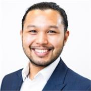 Cambridge Law LLB Graduate Tutoring A Level and GCSE English, alongside general humanities essay review