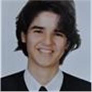 Estudiante universitaria de Ingeniería, con Bachillerato de Ciencias.