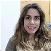 Profesora graduada en biología con conocimientos en química, física, bioquímica y biología