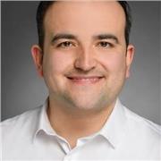 Ich gebe Nachschulunterricht für Grundschulkinder bis zur vierten Klasse.