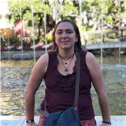 Profesora Básica, con 10 años de experiencia