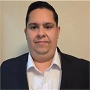 Ingeniero en Sistemas da clases de Matemáticas, Programación, IA, Redes, Bases de Datos y más — Online