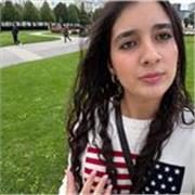 Profesora de inglés básico apto para niños pequeños 