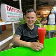 Deseo poder enseñar mis conocimientos y dar clases de todo