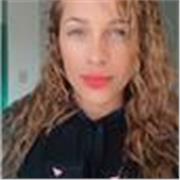 Soy cuidadora de niños. Me considero responsable y atenta, puedo ayudarles con sus deberes escolares y en sus rutinas diarias