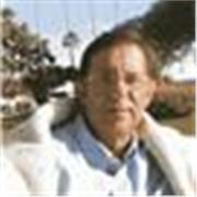 Deportistas.
Soy Agente y representante de jugadores dispuesto a ayudar cuando llegan del exterior a entender idioma y cultura.