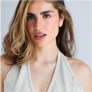 Monitora de teatro para adolescentes y niños en Madrid