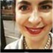 Profesora empática y receptiva. Me gustaría enseñar todo lo que he aprendido durante mis estudios.