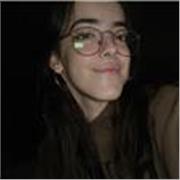 Profesora de mates y lengua imparte clases para niños