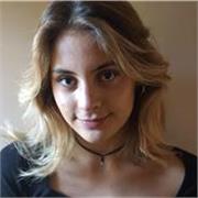 Ciao sono una studentessa, mi candido come insegnate di matematica per ragazzi di elementari e medie e come aiuto compiti generale