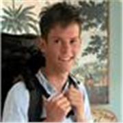 Étudiant en Bachelor Management et Humanités, propose des cours pours des collégiens de la sixième à la troisième 