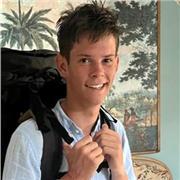 Étudiant en Bachelor Management et Humanités, propose des cours pours des collégiens de la sixième à la troisième