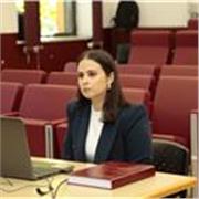 Laureata magistrale con 110 e Lode offre ripetizioni online di diritto per studenti delle scuole superiori e universitari.