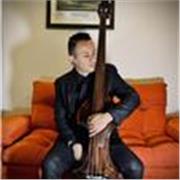 Profesor de Música para clases presenciales y online. Guitarra, Bajo, Piano