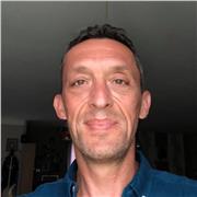 J'enseigne depuis 25 ans la pratique culinaire ainsi que la culture professionnelle dans divers établissement.