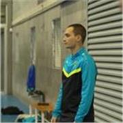 Entrenador personal especializado en recomposición corporal y rendimiento, con experiencia en todos los niveles y edades.