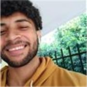 Soy un estudiante de ingeniería, que destaca mucho en el área de matemáticas y física, doy monitorias de dichas materias y además pertenezco a un grupo de investigación en mi universidad.
También doy refuerzos a niños normalmente de colegios