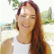 Facilitadora para la aplicación de las Artes Expresivas ( pintura, escultura, escritura, movimiento) para jóvenes y adultos