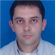 Soy muy bueno enseñando Illustrator y Photoshop a futuros diseñadores