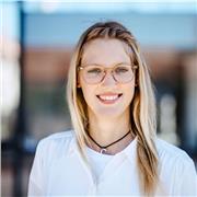 Professionelle und begabte Nachhilfelehrerin in Englisch