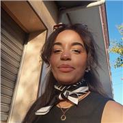 Soy Salma, profesora particular especializada en Lengua Castellana para niños y niñas de Primaria. Ayudo a mejorar ortografía