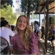 Chica estudiante 20 años se ofrece a dar clases a niñ@s de primaria y ESO, incluidos apoyo de inglés y francés