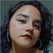 Profesora especializada en aprendizaje infantil y en modelo universitario