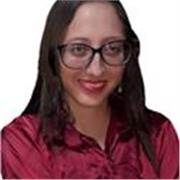 Profesora de apoyo enfocada en la enseñanza de español para niños, de manera dinámica y responsable