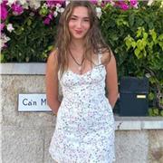 My lessons aim at building confidence in high-school students in biology, to expand their opportunities in the future.