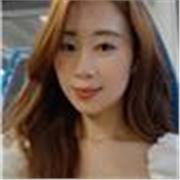 English tutor providing lessons for children of ages who learn English as a foreign language