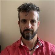 Soy una persona alegre y activa. Me gustan los niños (tengo uno de 4) y me gusta poder hacer que pasen ratos divertidos y si pueden aprender cosas nuevas, mucho mejor :)