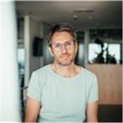 Profesor de IA para todos los perfiles: curiosos, estudiantes y profesionales técnicos.