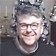 Per aiuto nello spagnolo, aiutati da un madrelingua nato in Spagna come me. Ho più di dieci anni di esperienza come insegnante.