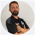 Entrenador de futbol matriculado con licencia uefa b