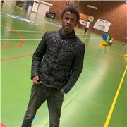 Étudiant sérieux et motivé, je propose des cours à domicile en mathématiques et en physique pour les élèves de collège et de lycée
