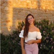 Estudiante de Psicología entusiasmada en poder ofrecer apoyo escolar a todos aquellos estudiantes que lo necesiten