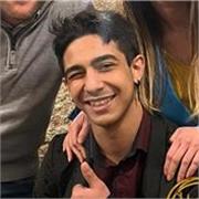 Salve, sono Giovanni, ho 19 anni e diverse conoscenze nel mondo musicale, anche ad ampio spettro