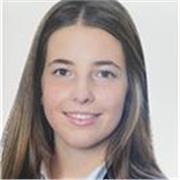 Profesora de inglés imparte clases online para niños de todas las edades
