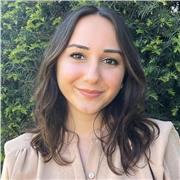 English to young and adult learners with all levels