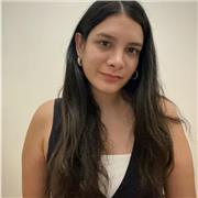 Clases de apoyo escolar adaptadas a cada alumno, con técnicas para mejorar atención, memoria y organización. Enfoque práctico.