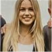 Soy una persona muy curiosa y me gusta ver crecer y desarrollar a los niños. 