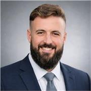 Especialista en marketing digital y estrategia de crecimiento, con más de 12 años de experiencia.