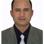 Profesor de ciencias del deporte y la educación fisica, tambien profesor de actividad física