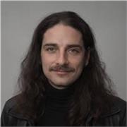 Profesor y escritor nativo Francés, ofrece talleres y conversación en Francés